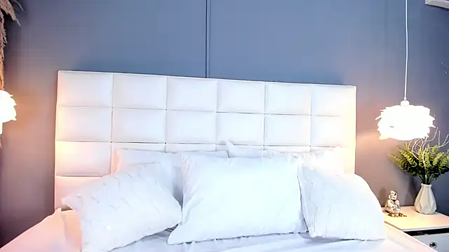 HannaKarson online show from January 14, 2026, 11:36 am