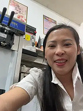 Snapshot of andii-1 chatting on February 22, 2025, 1:55 am andii-1 online show from February 22, 2025, 1:55 am