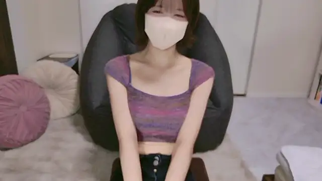 TsukasaSakai online show from October 4, 2025, 3:46 pm