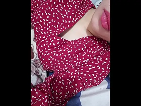 Snapshot of Wettpussyxx chatting on November 14, 2025, 12:36 am Wettpussyxx online show from November 14, 2025, 12:36 am