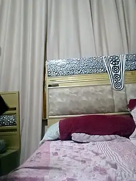 Snapshot of Naariman chatting on February 28, 2025, 5:37 pm Naariman online show from February 28, 2025, 5:37 pm