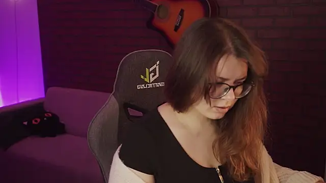 KeytSilvas online show from January 8, 2025, 5:48 am