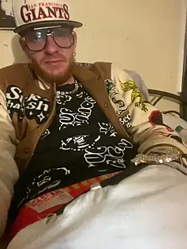 Snapshot of CityBoy75211 chatting on March 1, 2026, 10:37 am CityBoy75211 online show from March 1, 2026, 10:37 am