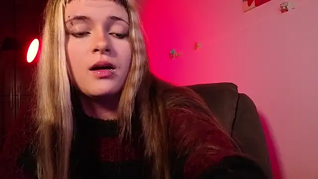 Snapshot of NEXT_DOOR_GIRL_ chatting on February 13, 2026, 11:16 pm NEXT DOOR GIRL online show from February 13, 2026, 11:16 pm