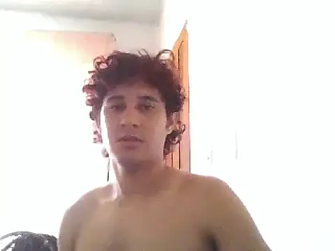 Snapshot of pedrodavid_ chatting on December 27, 2024, 3:15 pm pedrodavid  online show from December 27, 2024, 3:15 pm