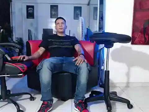 damiam fiery online show from December 14, 2024, 12:44 am