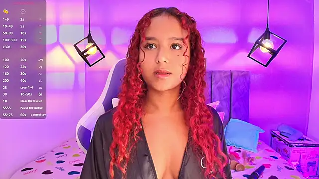 Sophiee Velvet online show from September 23, 2025, 12:23 pm