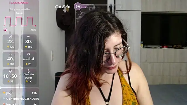 mariana124- online show from March 18, 2025, 9:21 pm