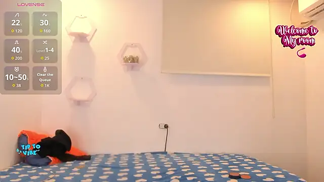 meganrossee69 online show from February 20, 2026, 11:06 pm