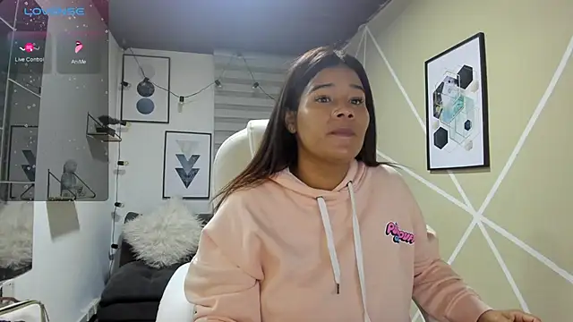 Enma  clark online show from February 8, 2026, 4:43 am