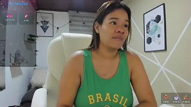Enma  clark online show from June 9, 2026, 4:13 am