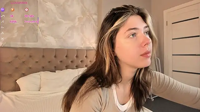 Snapshot of Vanessa_Walters chatting on April 4, 2026, 3:13 am Vanessa Walters online show from April 4, 2026, 3:13 am