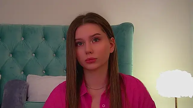 DianaVert online show from November 19, 2025, 11:10 am