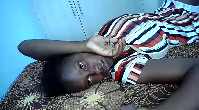 queen-goddess online show from December 27, 2024, 5:42 am