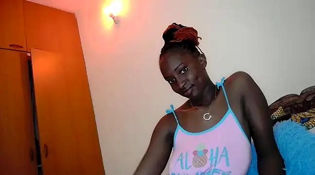 queen-goddess online show from December 19, 2024, 11:29 am