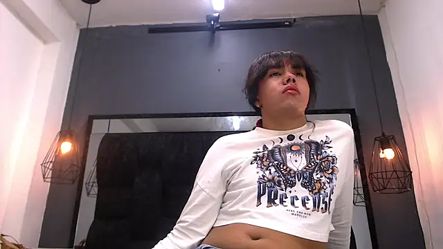 AndreaGil  online show from January 7, 2026, 7:19 pm