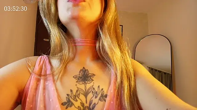 SweetJennaa online show from June 26, 2026, 3:45 am