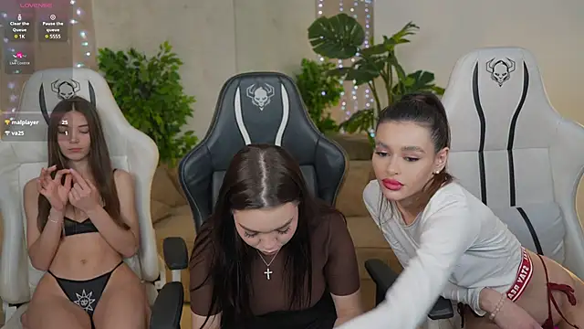 Snapshot of Gabriella054 chatting on February 5, 2025, 11:55 am Gabriella054 online show from February 5, 2025, 11:55 am