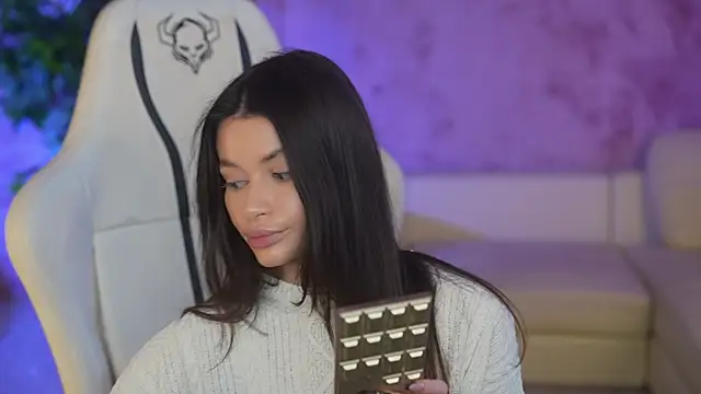 Snapshot of Gabriella054 chatting on March 19, 2025, 8:01 am Gabriella054 online show from March 19, 2025, 8:01 am