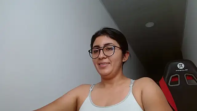 danna peterson1 online show from September 26, 2025, 9:43 pm