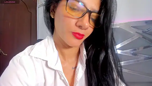Snapshot of DashaFoxxx chatting on February 17, 2025, 1:11 pm DashaFoxxx online show from February 17, 2025, 1:11 pm