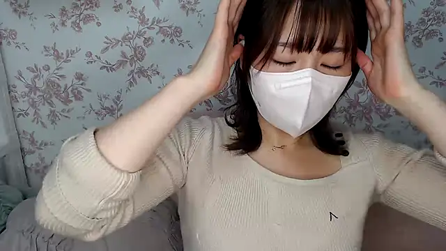 Snapshot of mei_hosina chatting on March 18, 2025, 4:17 pm mei hosina online show from March 18, 2025, 4:17 pm