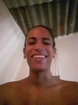 AlexaWarner online show from November 20, 2025, 4:07 pm