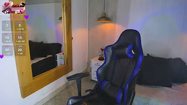 VladHellsing4 online show from April 22, 2026, 2:24 pm