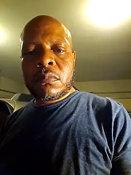 Snapshot of personalityalwayswins2 chatting on April 17, 2026, 4:37 am personalityalwayswins2 online show from April 17, 2026, 4:37 am