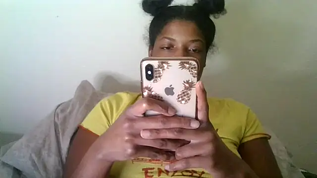 CaramelGoddessxoxo online show from August 4, 2026, 2:10 pm