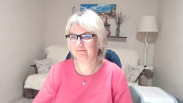 Snapshot of FleurMays chatting on April 29, 2026, 3:00 am FleurMays online show from April 29, 2026, 3:00 am