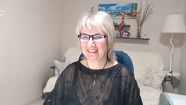 Snapshot of FleurMays chatting on January 17, 2026, 12:09 pm FleurMays online show from January 17, 2026, 12:09 pm