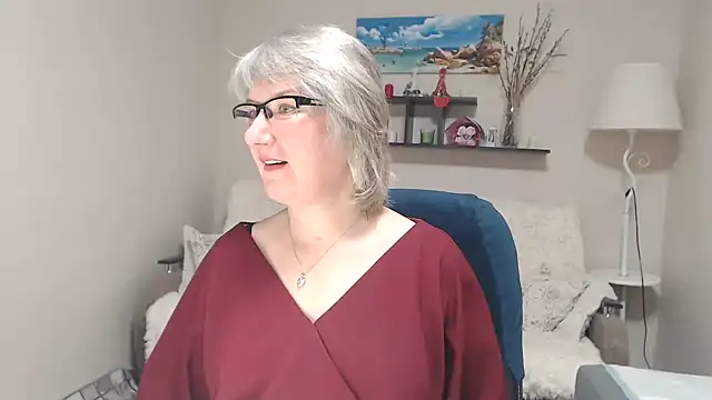 FleurMays online show from December 5, 2025, 4:55 am