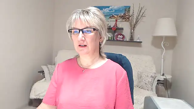 Snapshot of FleurMays chatting on February 13, 2026, 4:56 am FleurMays online show from February 13, 2026, 4:56 am