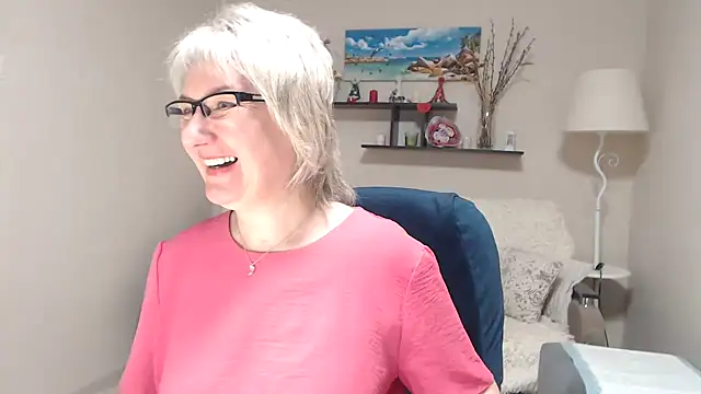 Snapshot of FleurMays chatting on February 25, 2026, 6:13 am FleurMays online show from February 25, 2026, 6:13 am