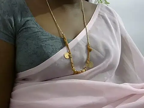 Snapshot of Hot_akshara chatting on October 10, 2025, 4:41 pm Hot akshara online show from October 10, 2025, 4:41 pm