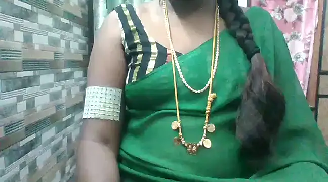 Snapshot of Hot_akshara chatting on December 3, 2024, 10:12 pm Hot akshara online show from December 3, 2024, 10:12 pm