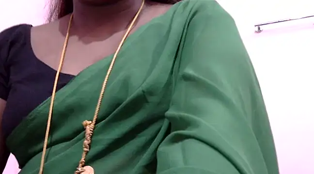 Snapshot of Hot_akshara chatting on February 19, 2025, 2:44 pm Hot akshara online show from February 19, 2025, 2:44 pm