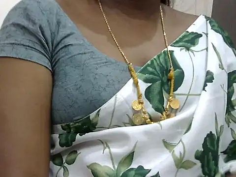 Snapshot of Hot_akshara chatting on September 10, 2025, 2:43 am Hot akshara online show from September 10, 2025, 2:43 am