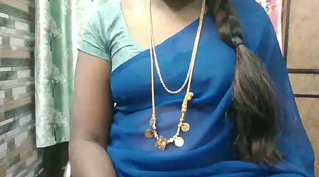 Snapshot of Hot_akshara chatting on December 7, 2024, 8:22 pm Hot akshara online show from December 7, 2024, 8:22 pm