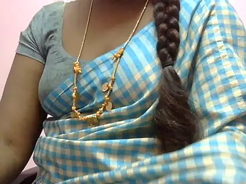 Hot akshara online show from January 15, 2026, 11:35 am