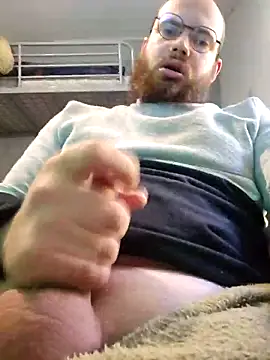 azagoul222 online show from November 21, 2025, 9:52 am