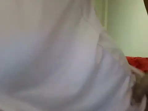 MakeMeCumAhh online show from April 15, 2026, 5:50 pm