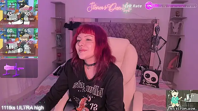 Sarah-Stoner online show from November 12, 2025, 8:45 pm