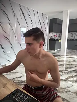 oliver Lz online show from November 29, 2025, 7:36 pm