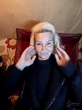 CassandraSandra44 online show from February 17, 2026, 5:49 am