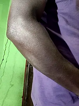 Snapshot of Hunter_boy9 chatting on February 9, 2026, 11:14 pm Hunter boy9 online show from February 9, 2026, 11:14 pm