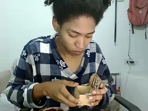 miriam775 online show from September 27, 2025, 11:16 am