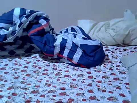 Snapshot of Just_Karu chatting on February 8, 2026, 9:29 am Just Karu online show from February 8, 2026, 9:29 am