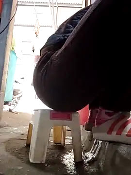 JasminePham online show from March 10, 2025, 1:23 am